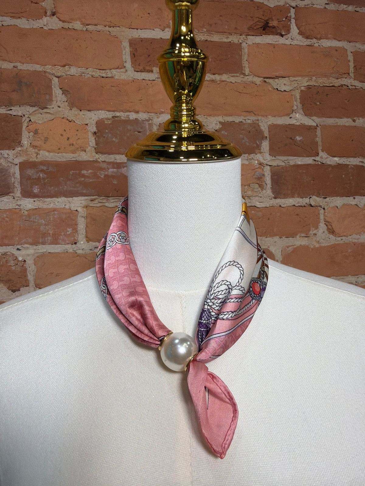 Carriage Pearl Scarf